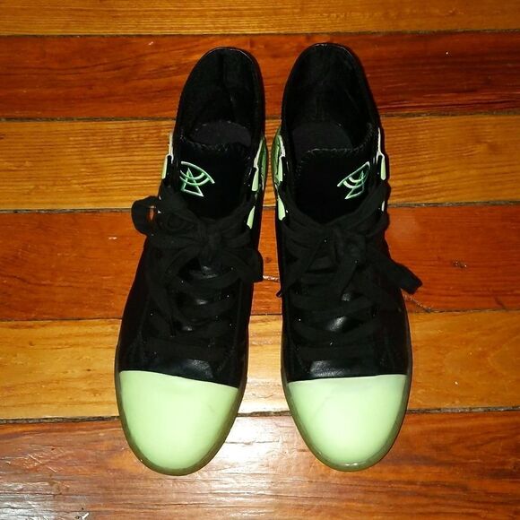 YRU - STRANGE CVLT - GLOW IN DARK - Chelsea Glow by Strange Cvlt - Picture 3 of 5